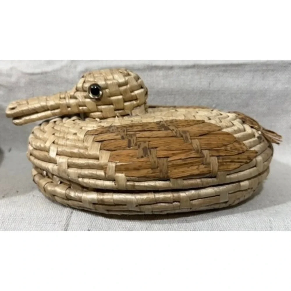 Vintage Woven Straw Duck Nesting Baskets Set of 2 Mallard Figurines with Lids
